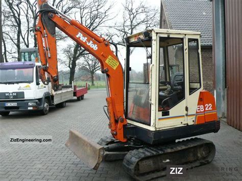 eb 22 mini excavator|Pel.